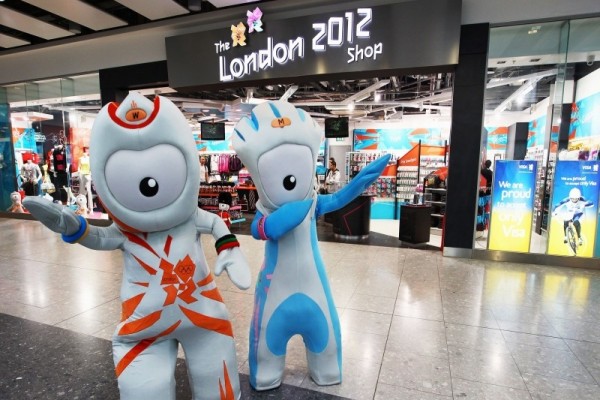 Wenlock and Mandeville go shopping